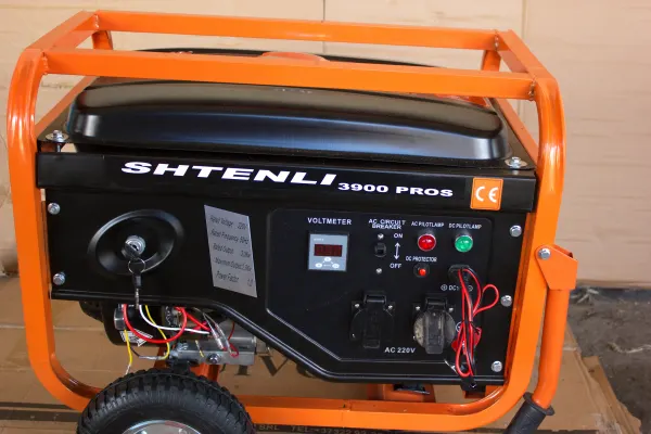 Генератор бензиновый Shtenli PRO 3900-S (3,3 кВт) две розетки 220В — фото 5